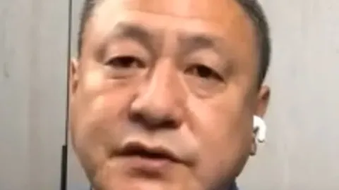 欧冠改制后8强次数榜单：拜仁23次问鼎，皇马紧随一步之遥。